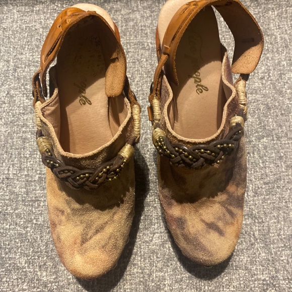 Free People Clog - Picture 3 of 4